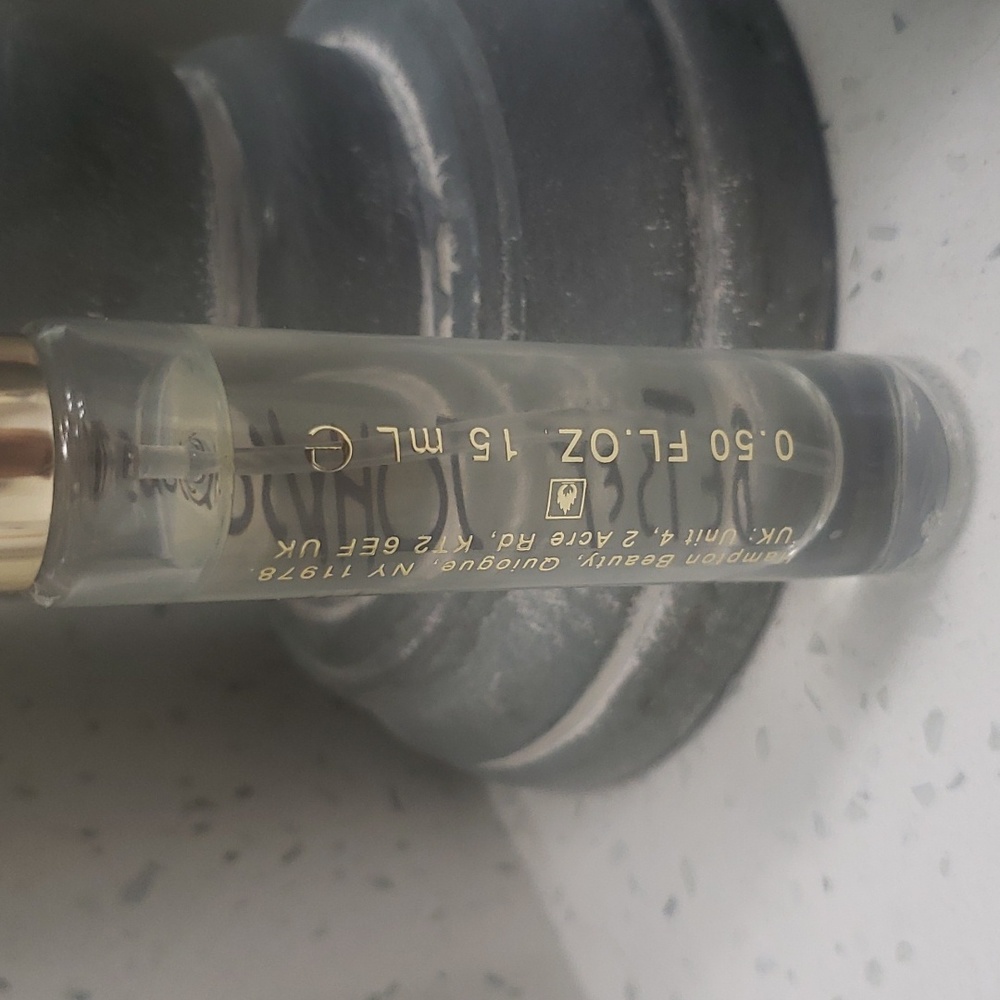 Betsy Johnson Travel Size .50 Perfume - Picture 2 of 5